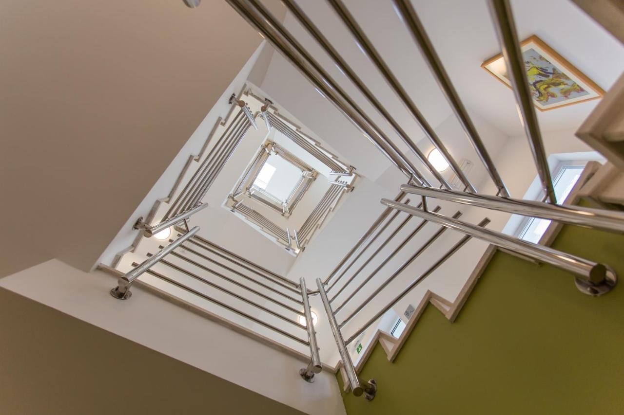 Ringo Apartments Подстрана Екстериор снимка
